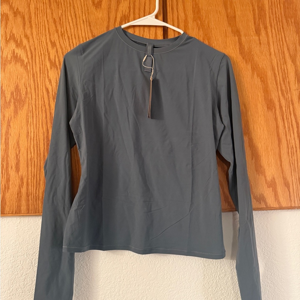 NWT Skims Long Sleeve Shirt